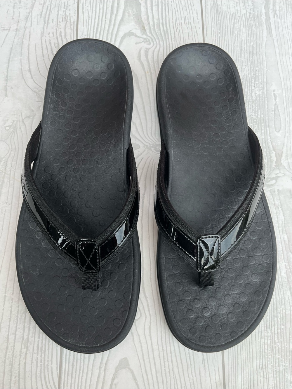 VIONIC Tide II Flip Flop Sandals Black Patent Size 10 M - Picture 2 of 12